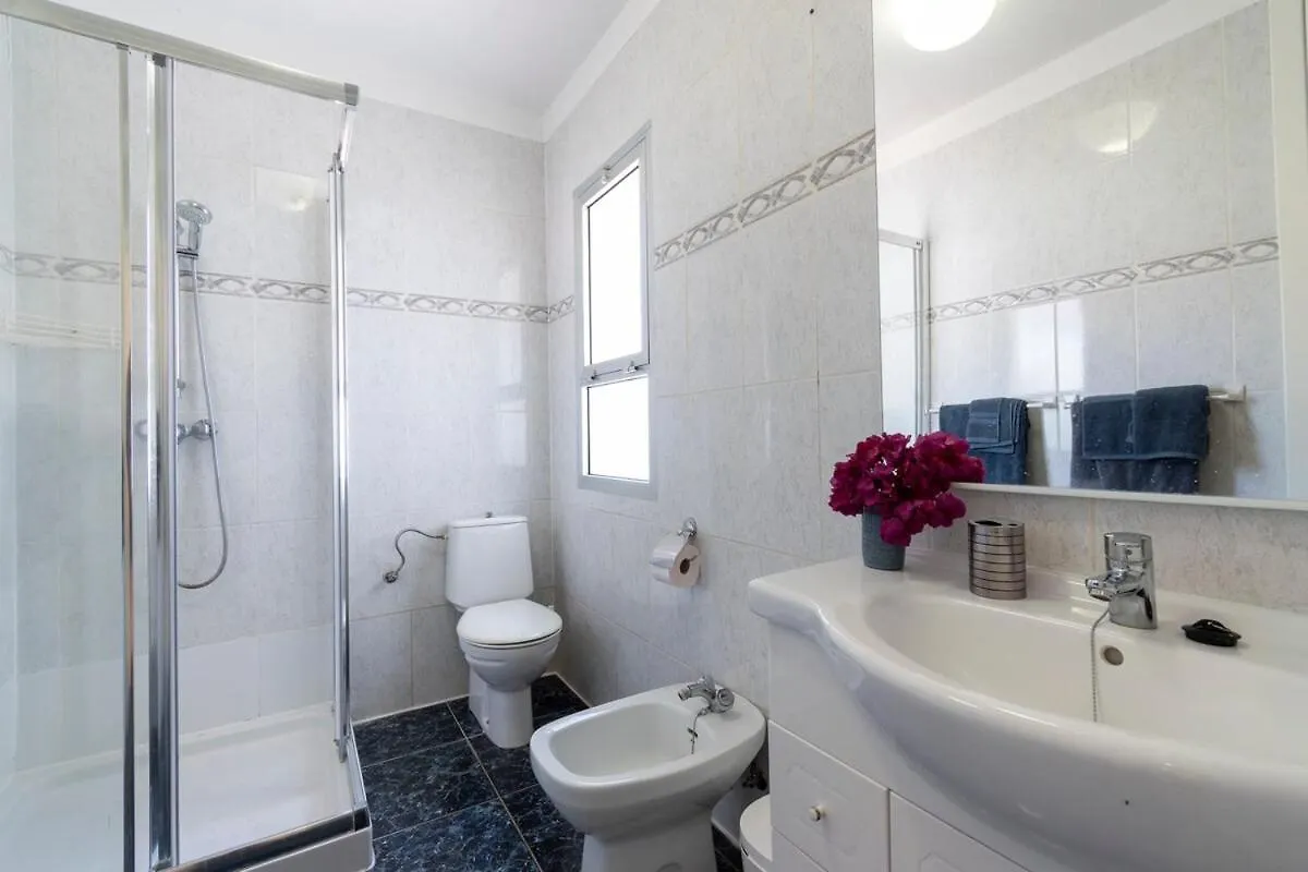 Beautiful And Spacious 4 Bedroom Villa Callao Salvaje Španělsko