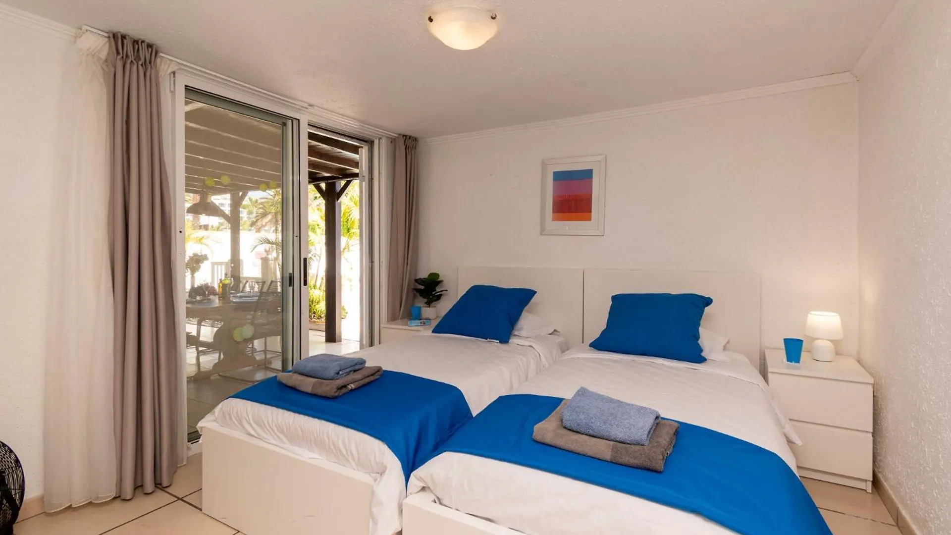 Beautiful And Spacious 4 Bedroom Villa 칼라오살바헤 스페인